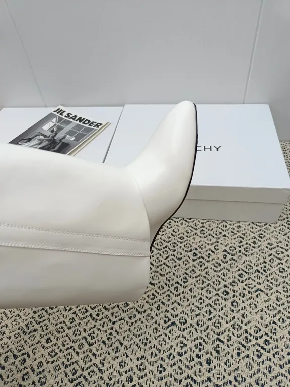 Givenchy Shoe 